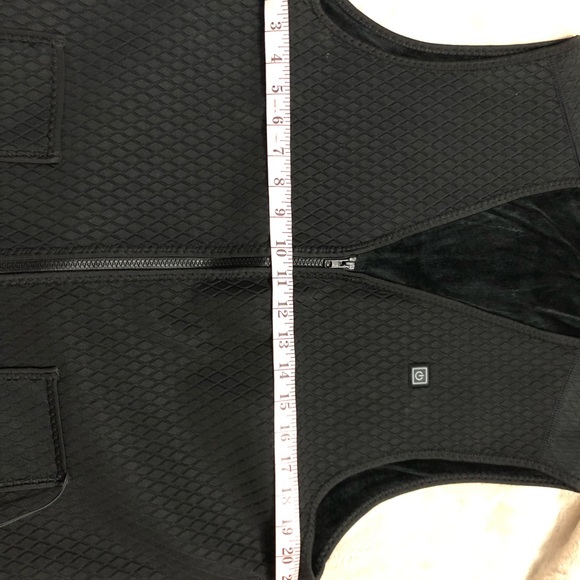 USB HEATED VEST. No battery back included. - Picture 2 of 3